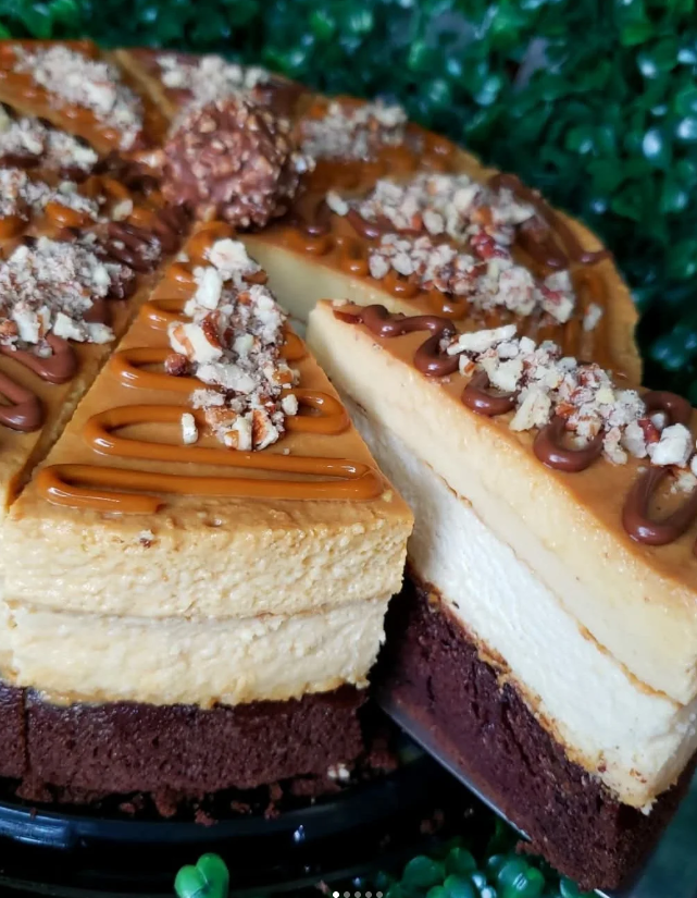 Cheesecake de tortuga con caramelo y nuez